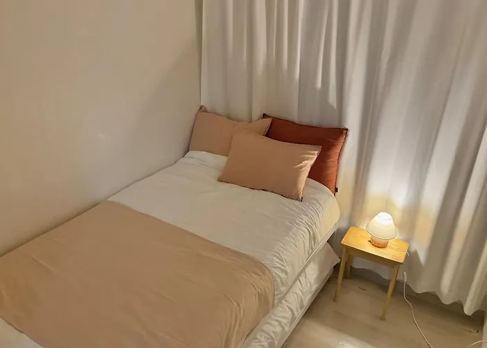 Two 2f, 3mins Hapjeong Station, 4beds Seoul