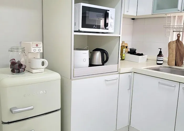 Two 2f, 3mins Hapjeong Station, 4beds Apartment