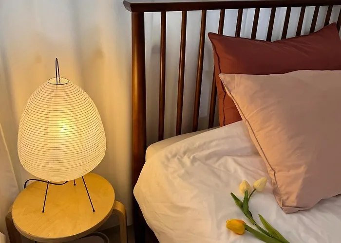 Apartment Two 2f, 3mins Hapjeong Station, 4beds Seoul