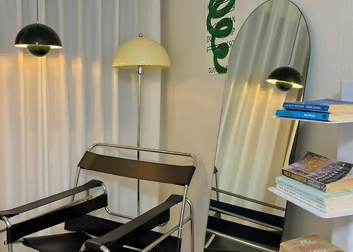 Two 2f, 3mins Hapjeong Station, 4beds Apartment